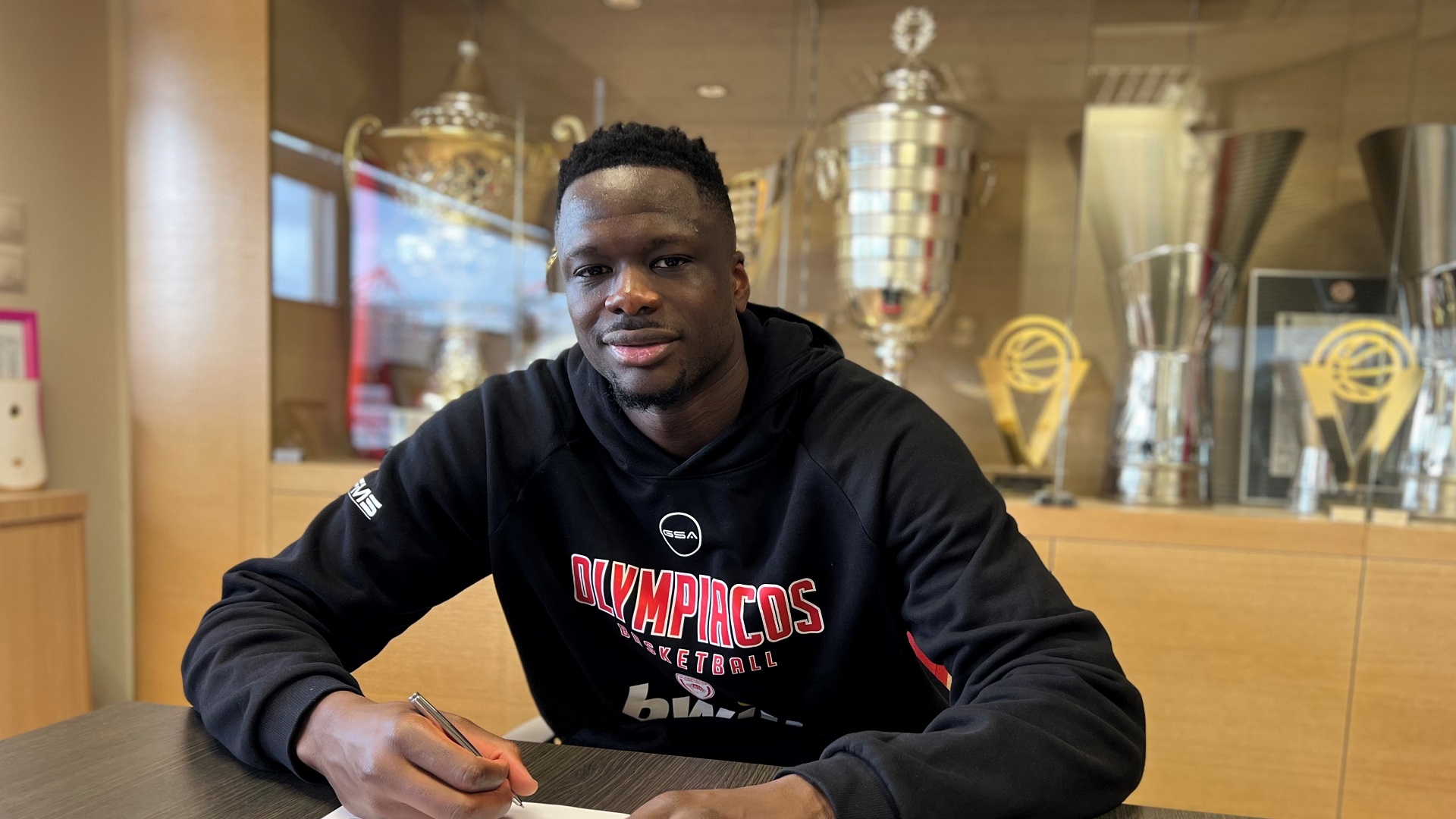 Φαλ ως το 2025!