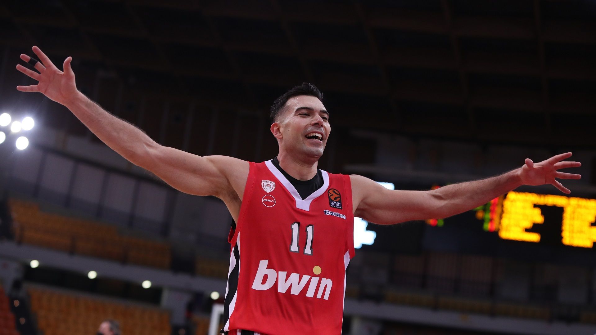 Την «εκτέλεσε» ο Σλούκας!