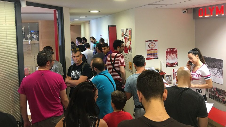 Πανικός για τα διαρκείας