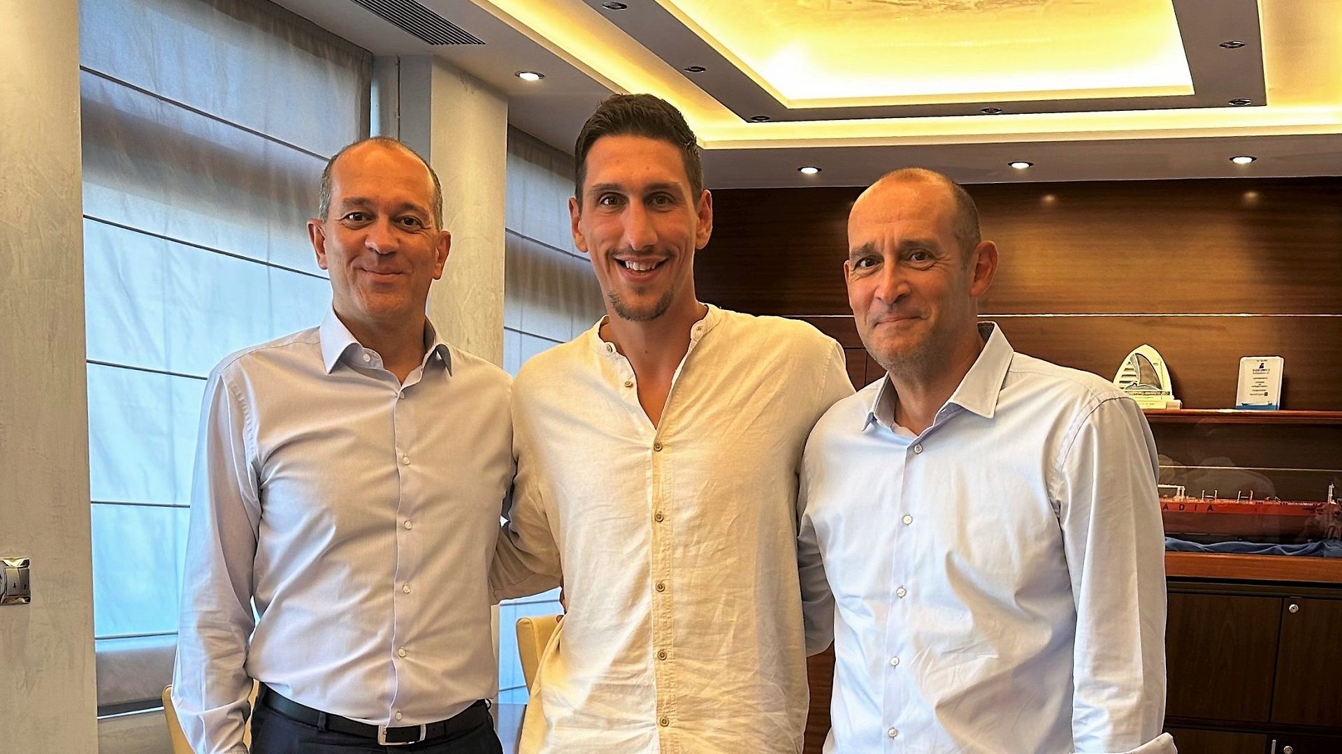 «Cobra» anchors in Piraeus till summer of 2026!