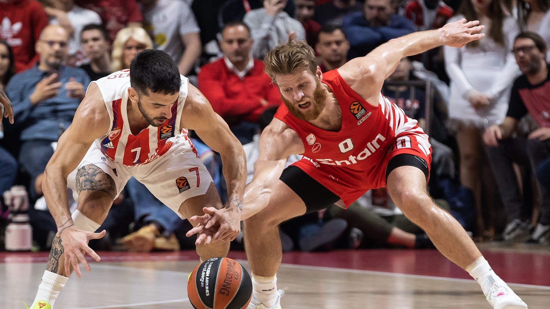 Ηττήθηκε στο Βελιγράδι, θέλει πρωτιά στο ΣΕΦ