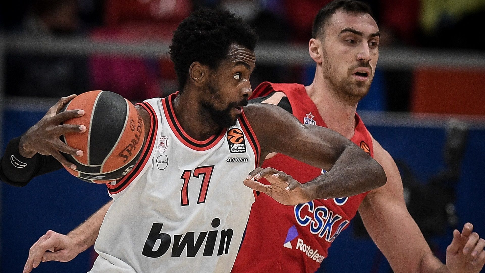 Ο Ολυμπιακός ηττήθηκε στην Μόσχα