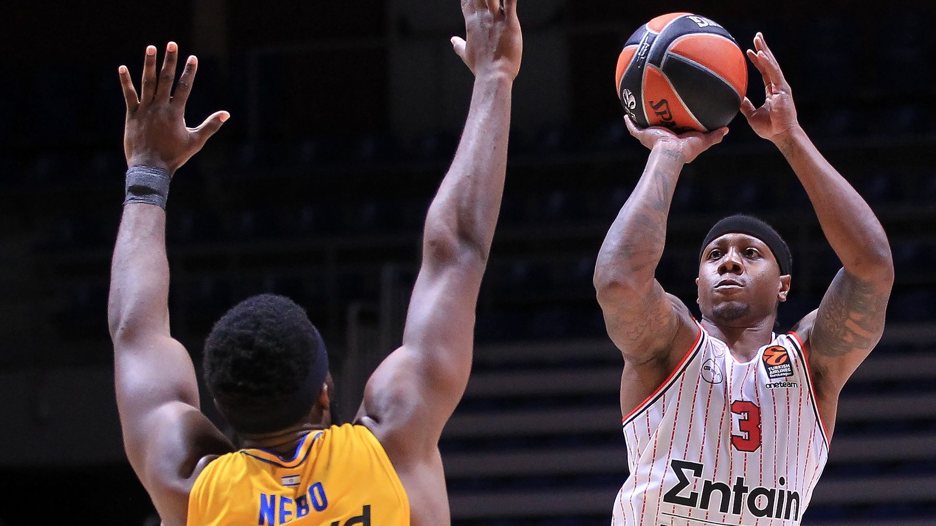 Σπουδαίο διπλό επί της Μακάμπι!