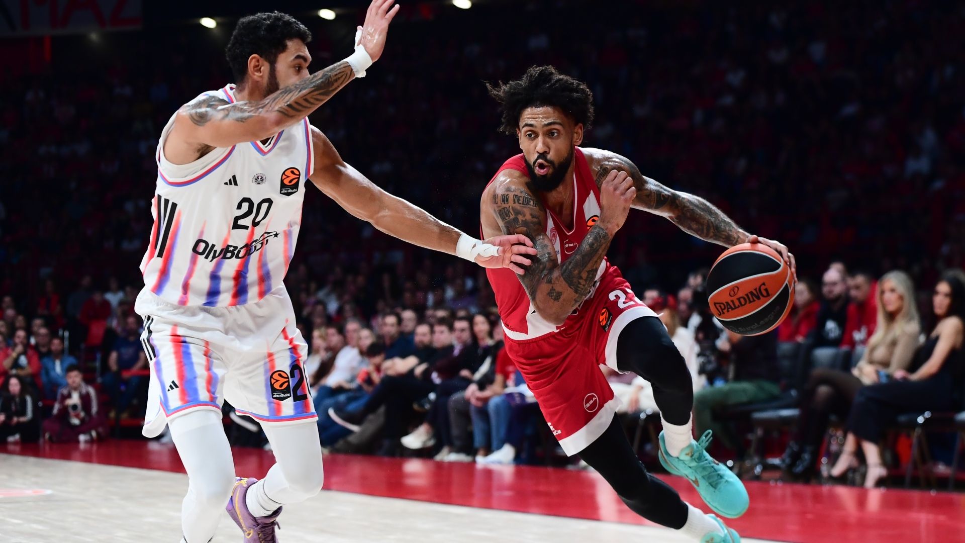 Νίκη επί της Παρί στο κατάμεστο ΣΕΦ