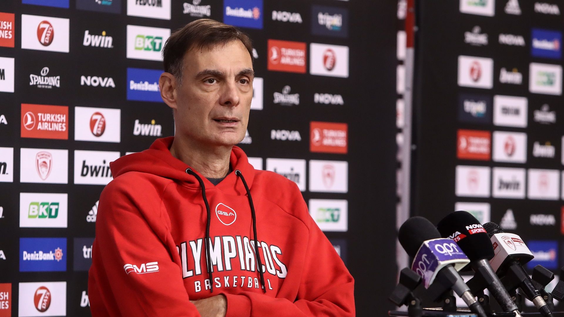 Μπαρτζώκας: «Να παίξουμε με ένταση στην άμυνα» (vid)