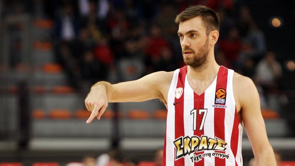 Εκτός ο Μάντζαρης, ανεβάζει στροφές ο Σπανούλης