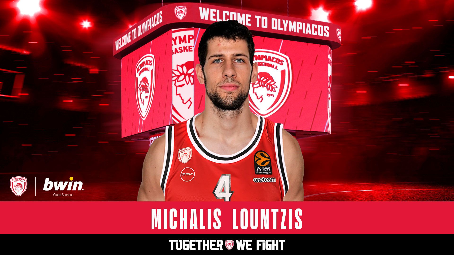 Lountzis anchors in Piraeus