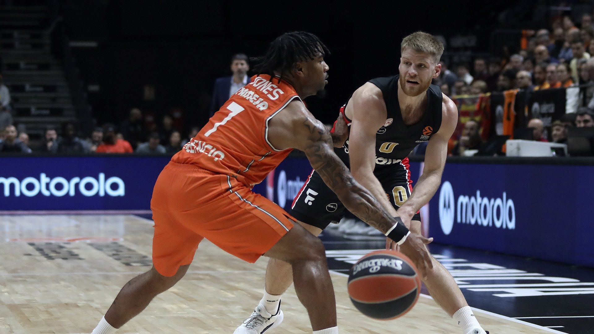 Μεγάλο διπλό στην Βαλένθια!