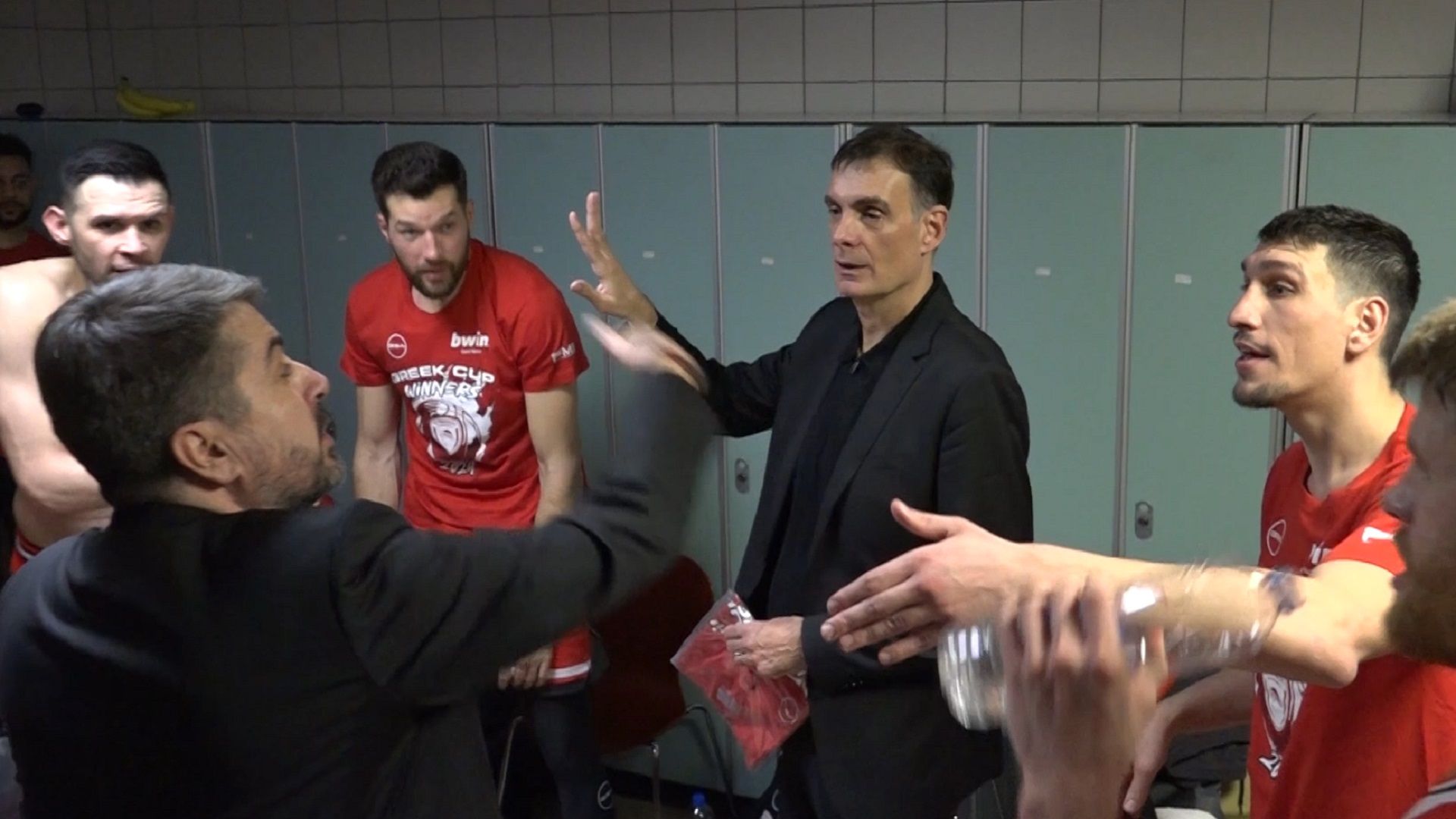 Ο λογαριασμός στον κόουτς!