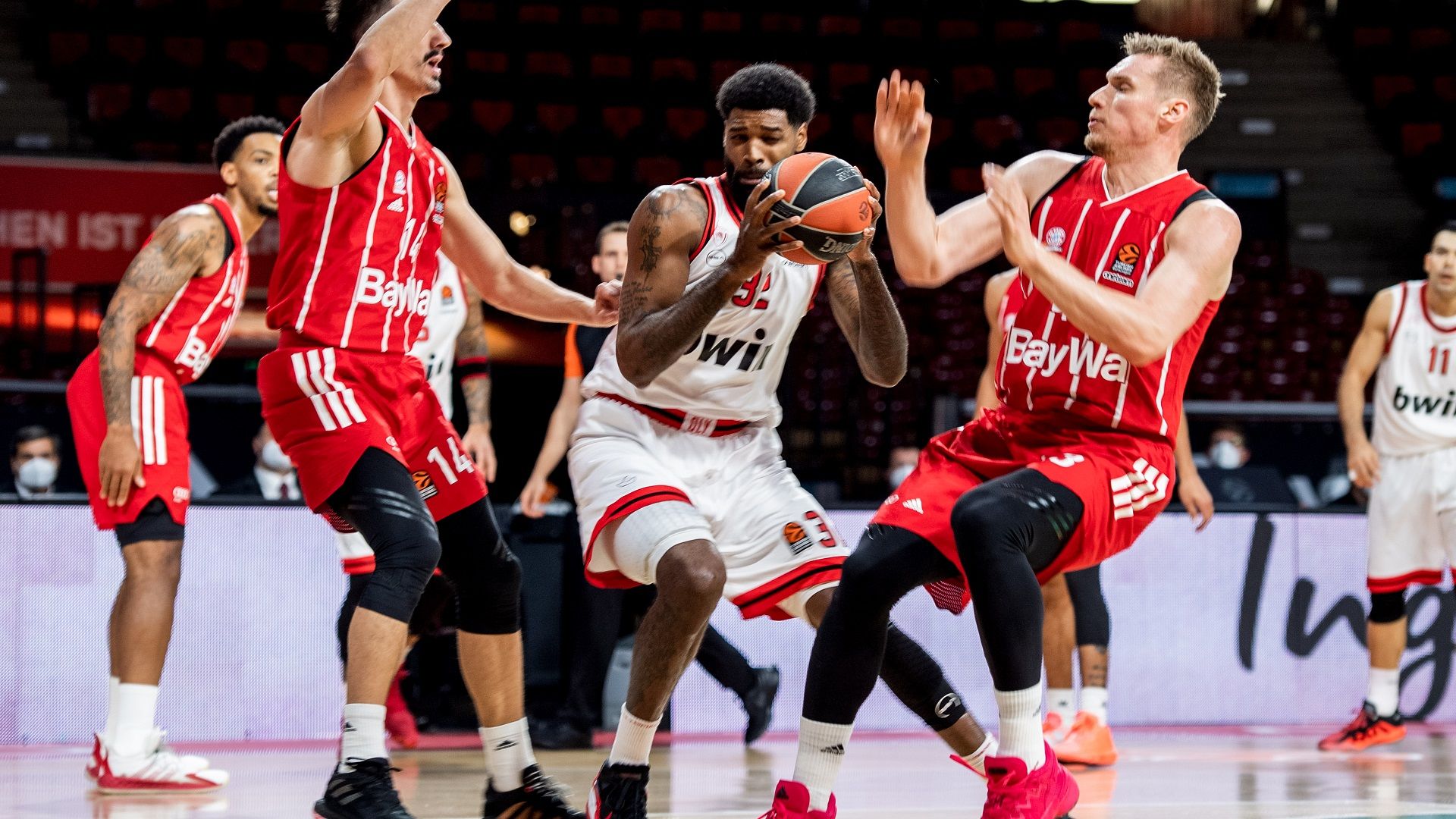 Σπουδαία νίκη  επί της Μπάγερν!