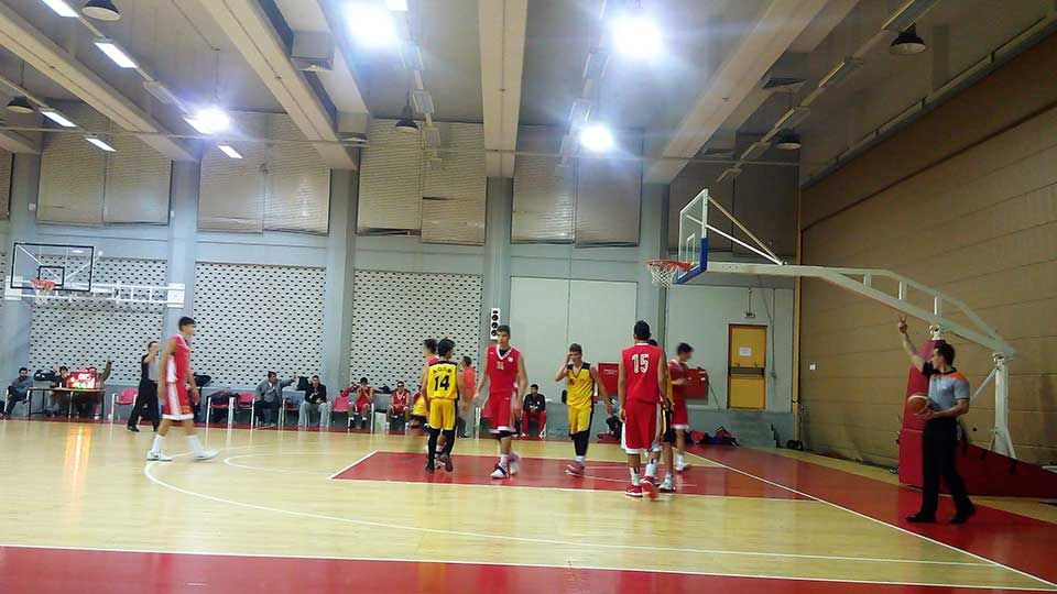 Με νίκες συνέχισαν οι μικροί