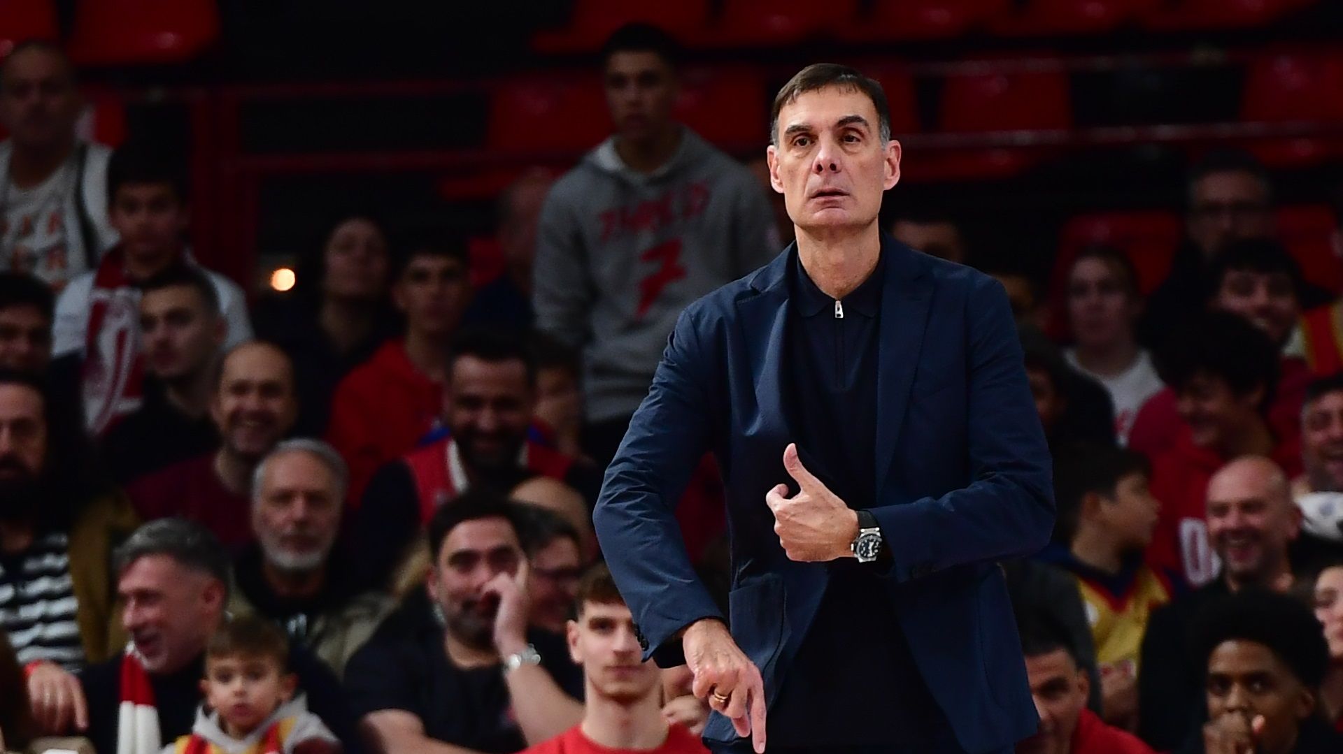 Μπαρτζώκας: «Να παίζουμε το μπάσκετ που πρέπει και στις δύο πλευρές» (vid)