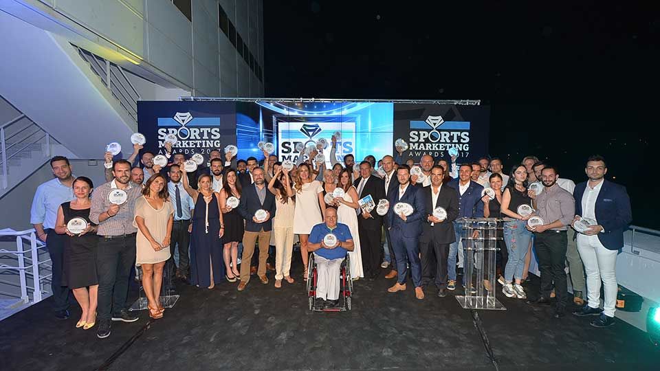 Πέντε βραβεία για τον Θρύλο