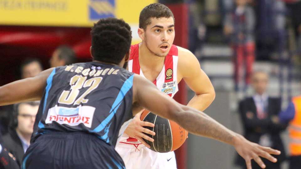 Διπλό χειρουργείο για Τολιόπουλο