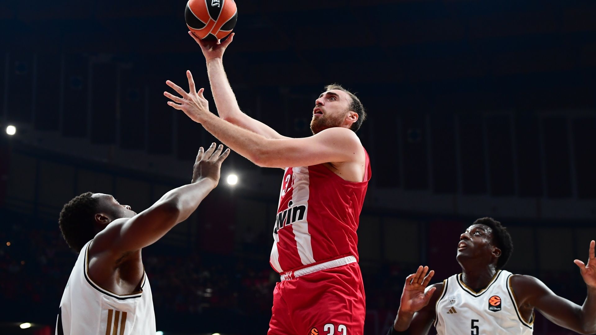 Πρώτη φετινή νίκη στο σπίτι του!