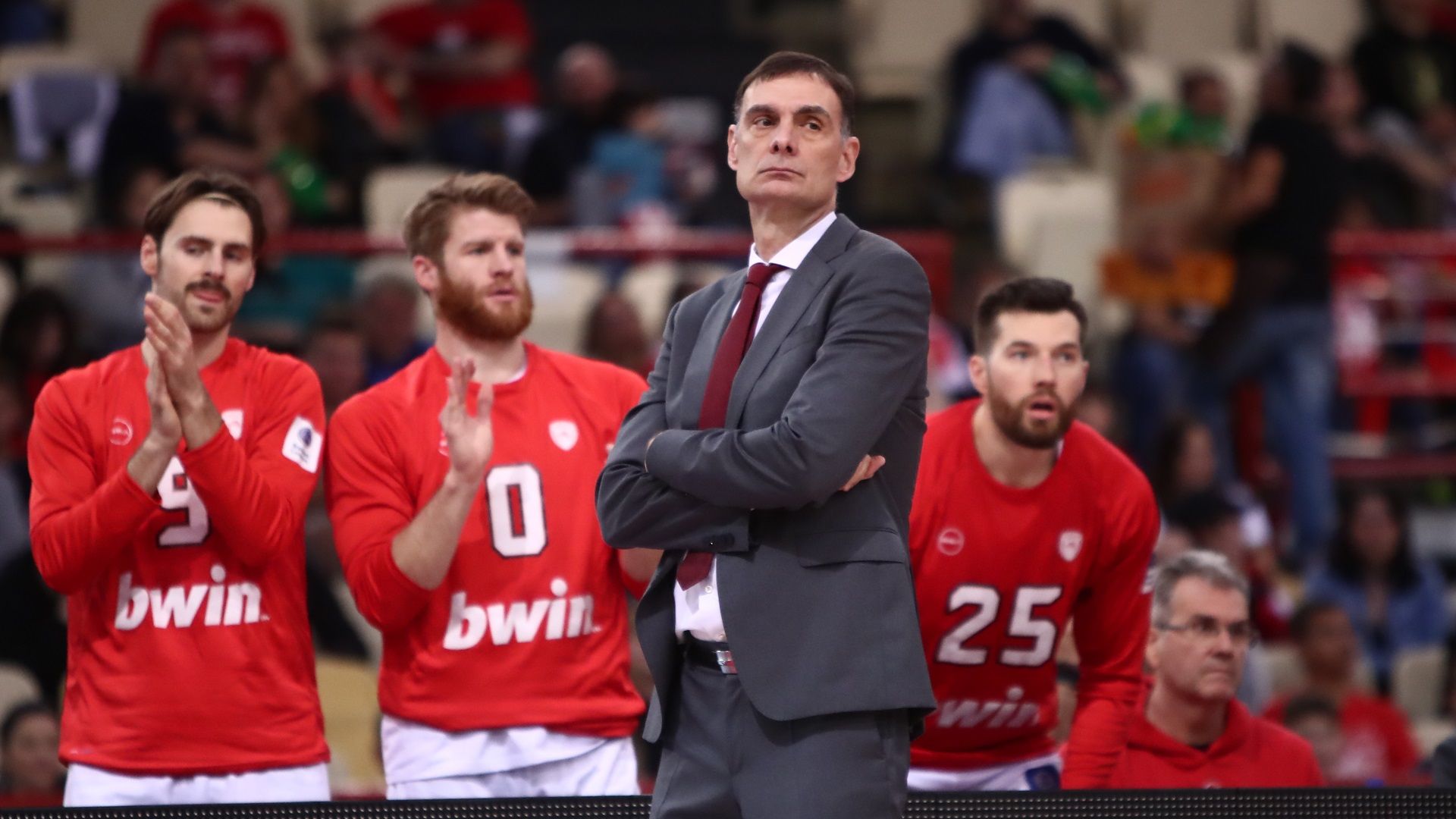 Μπαρτζώκας: «Η νίκη είναι συνήθεια» (vid)