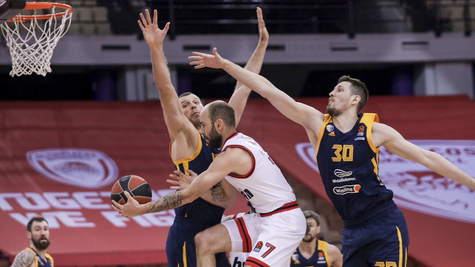 Έριξε αυλαία με νίκη