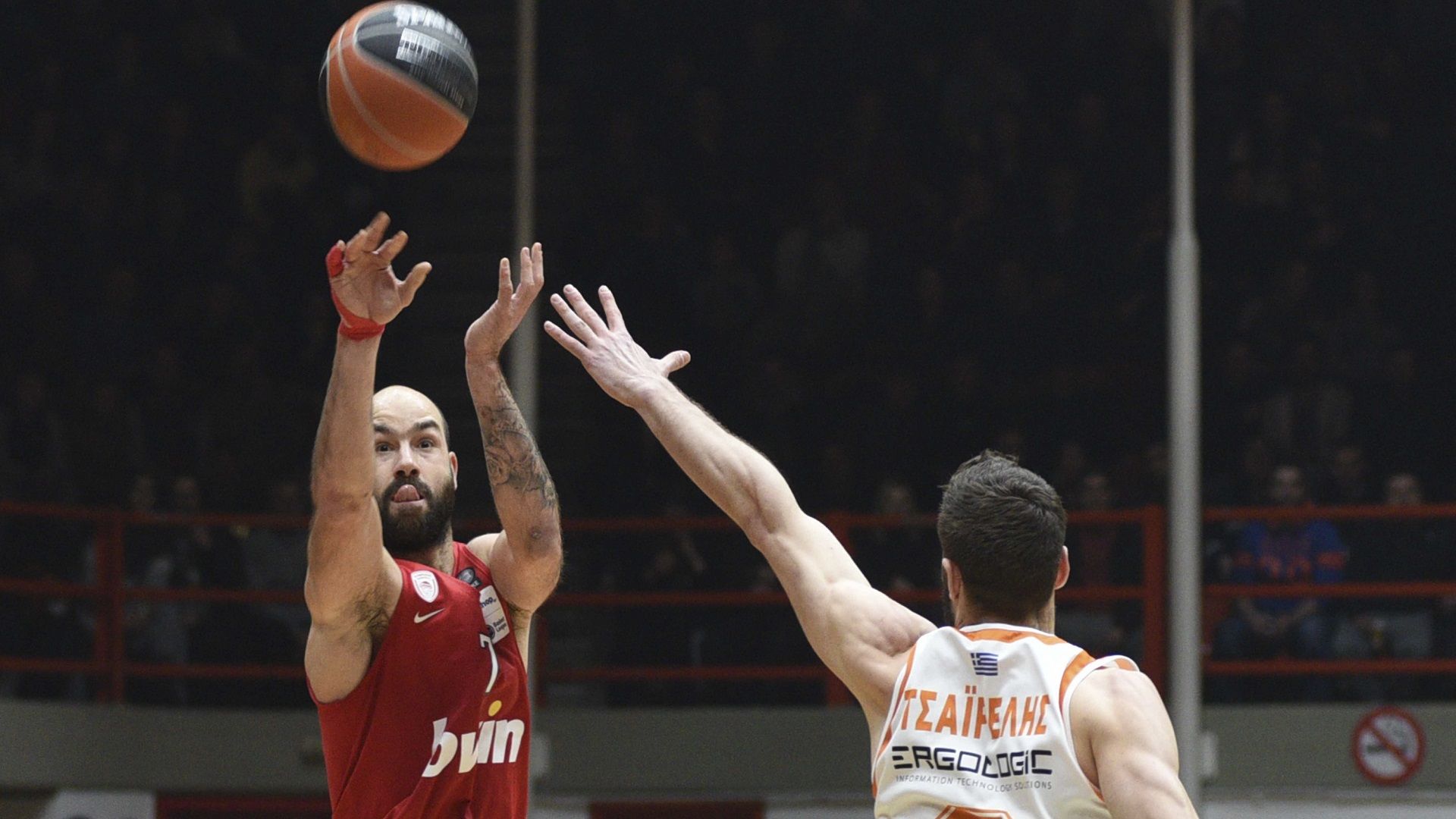 Δυσκολεύτηκε, αλλά πέρασε από την Πάτρα