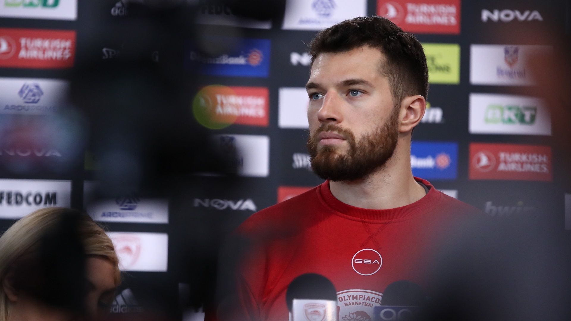 Πίτερς: «Με σκληράδα και ενέργεια» (vid)