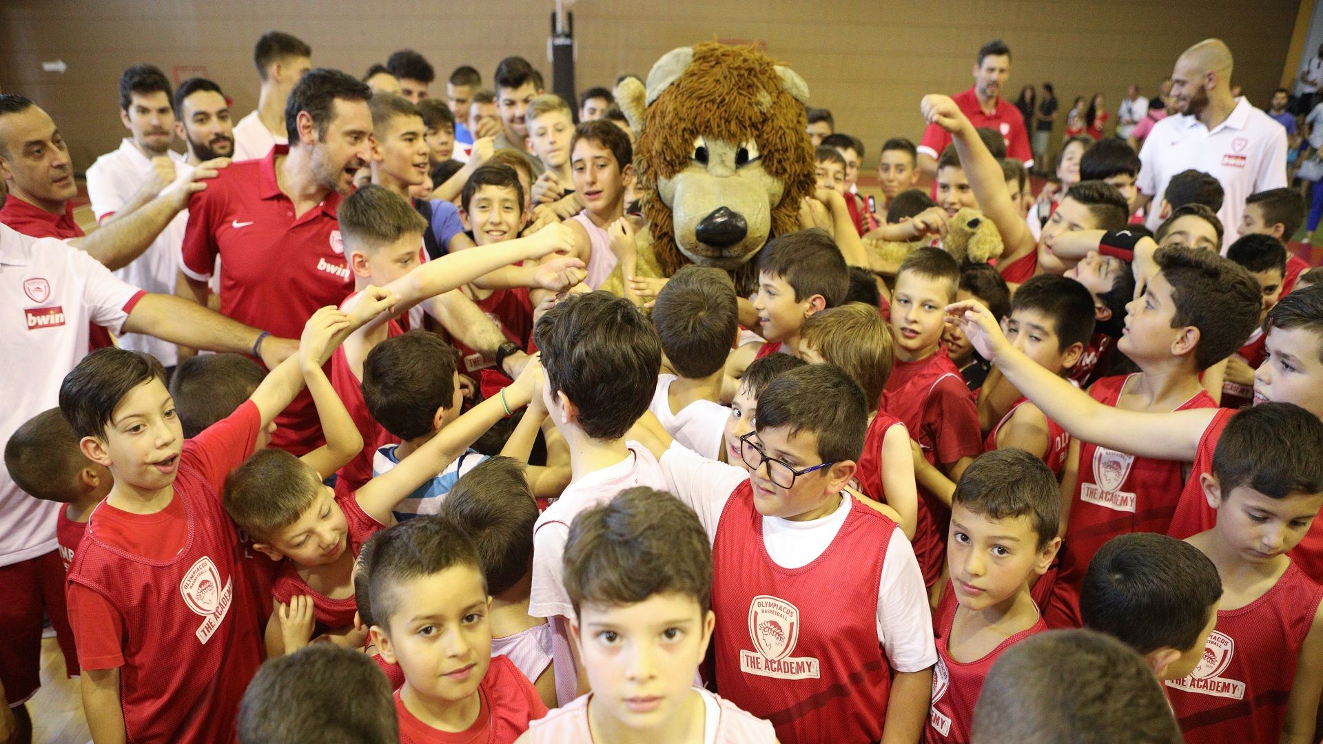 OlympiacosBC The Academy: The closing ceremony (pics + vid)
