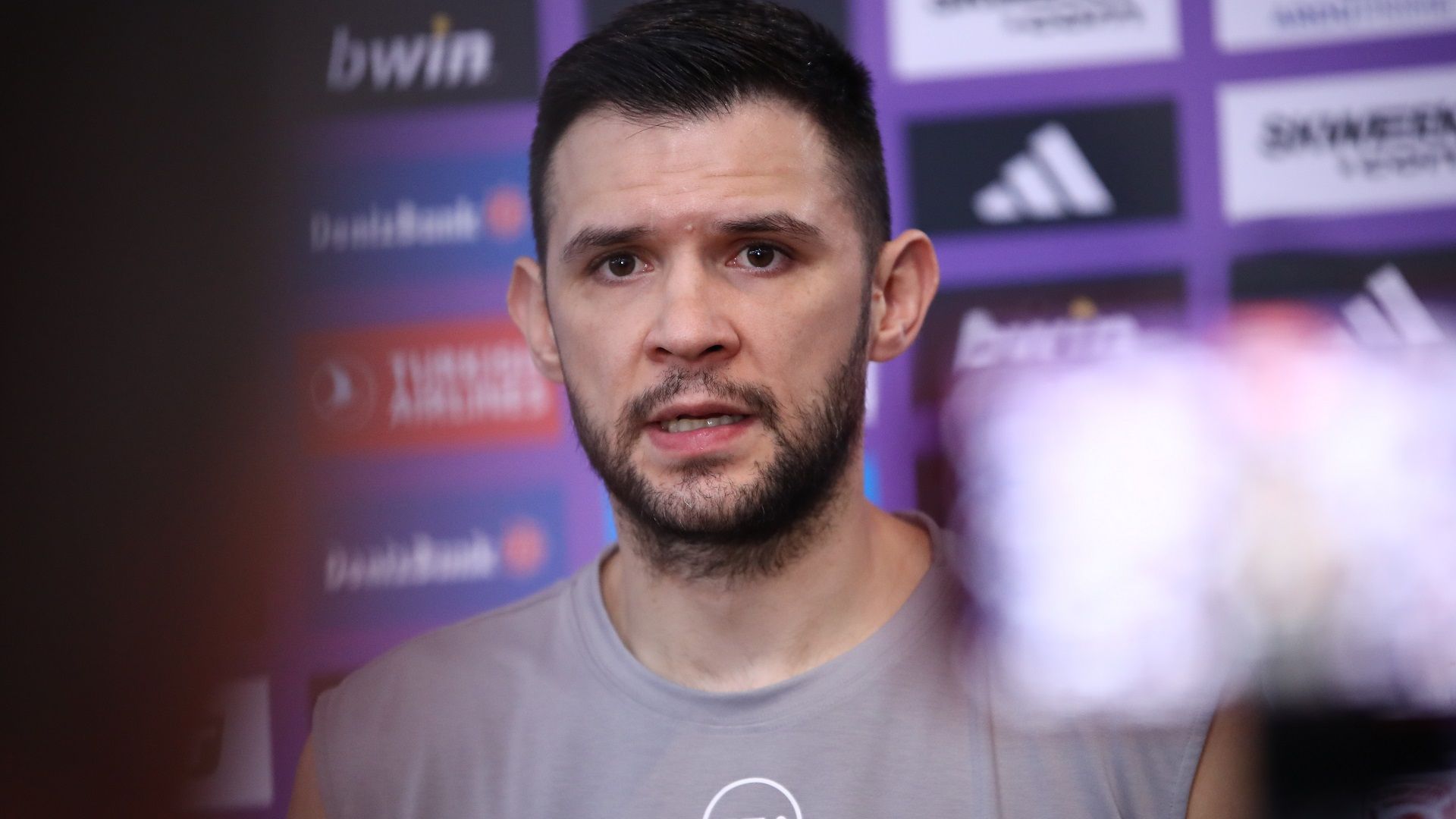 Παπανικολάου: «Πρέπει να παρουσιαστούμε έτοιμοι» (vid)