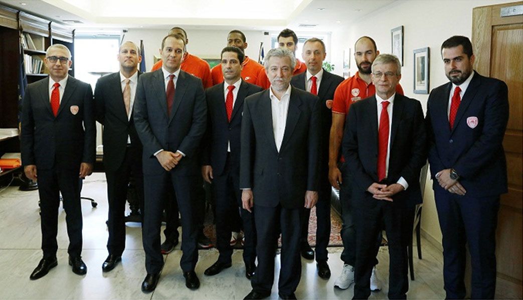 Η επίσκεψη της ομάδας στον Υφυπουργό Αθλητισμού κ. Σταύρο Κοντονή