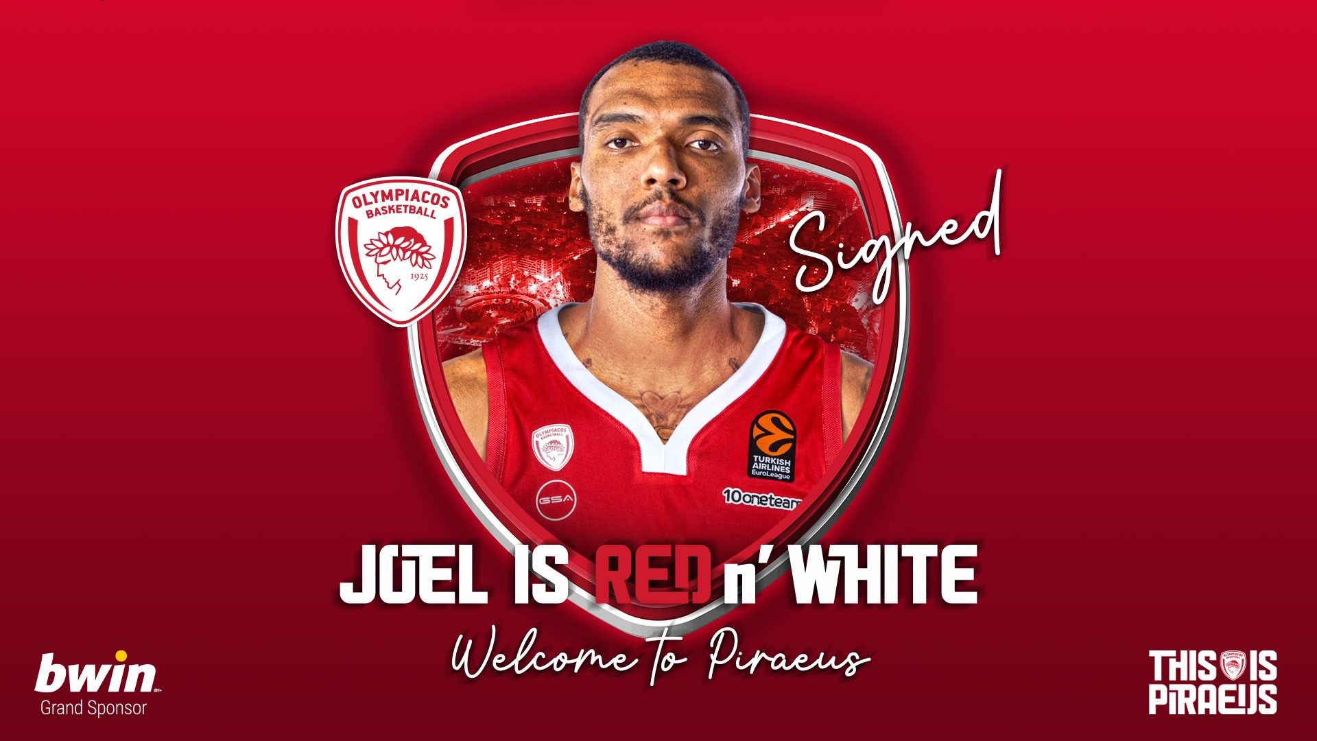 Bolomboy ‘docks’ at Piraeus