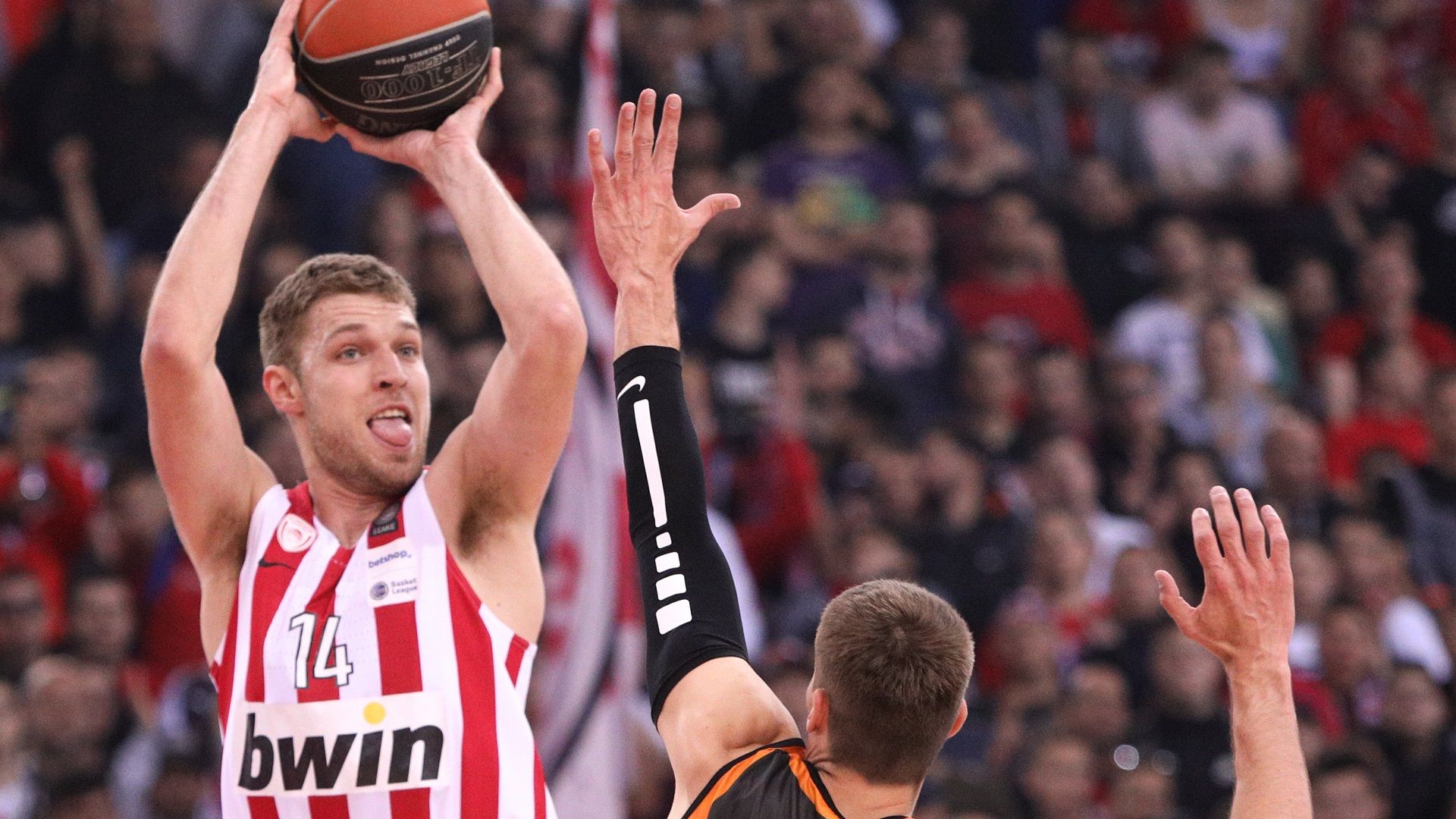 Έκανε περίπατο κόντρα στον Προμηθέα