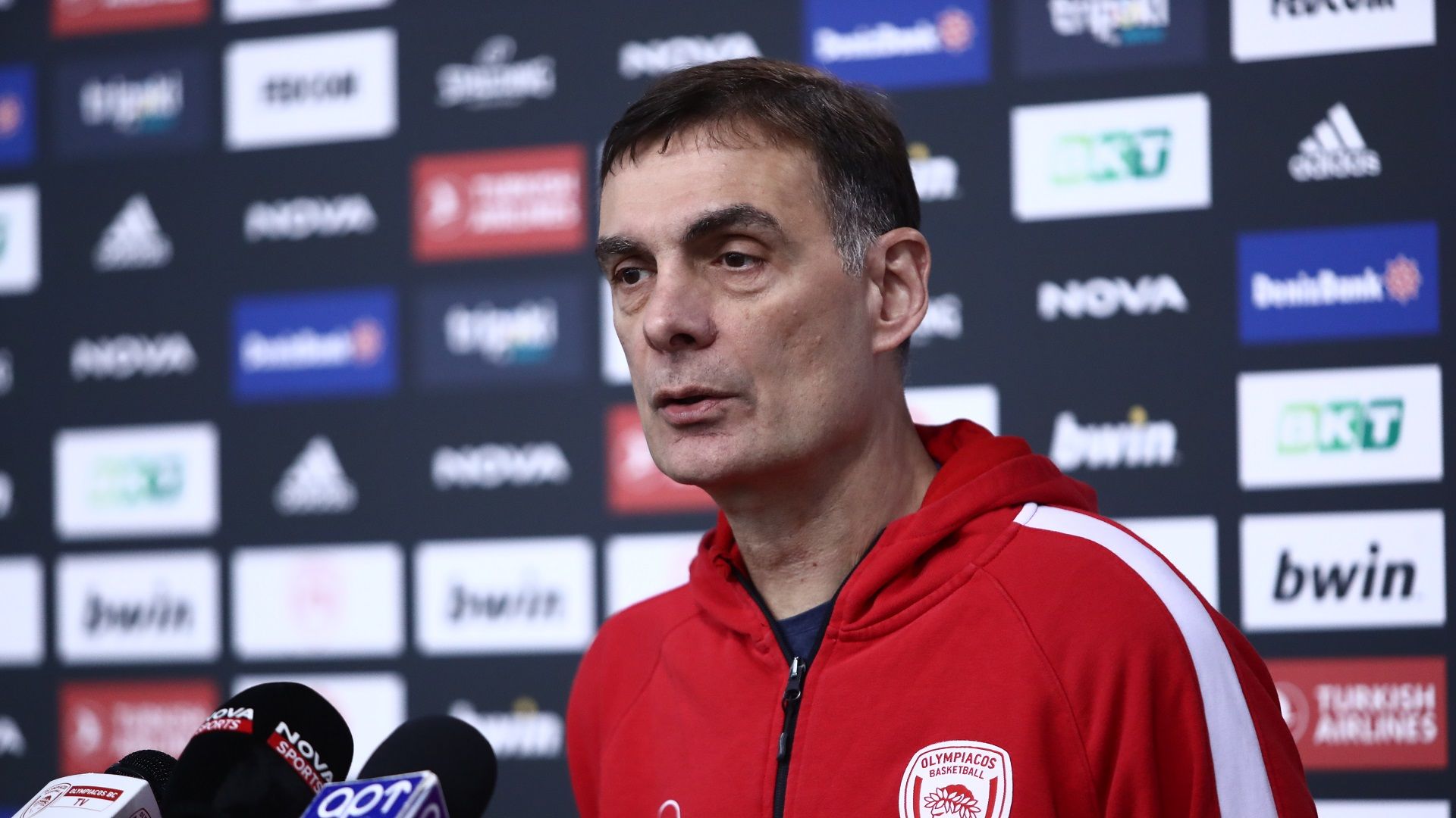 Μπαρτζώκας: «Μαζί φτάσαμε ως εδώ, μαζί θα κερδίσουμε» (vid)