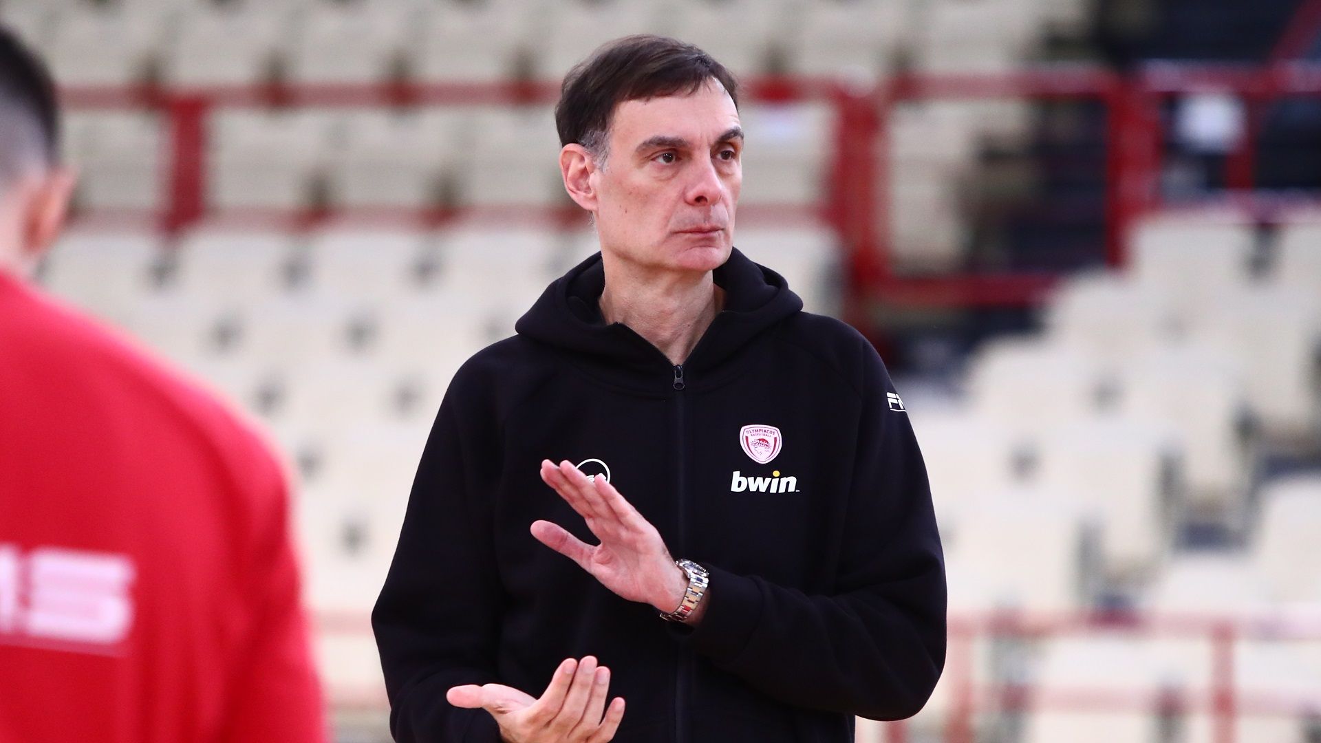 Μπαρτζώκας: «Με αυταπάρνηση για τη νίκη» (vid)