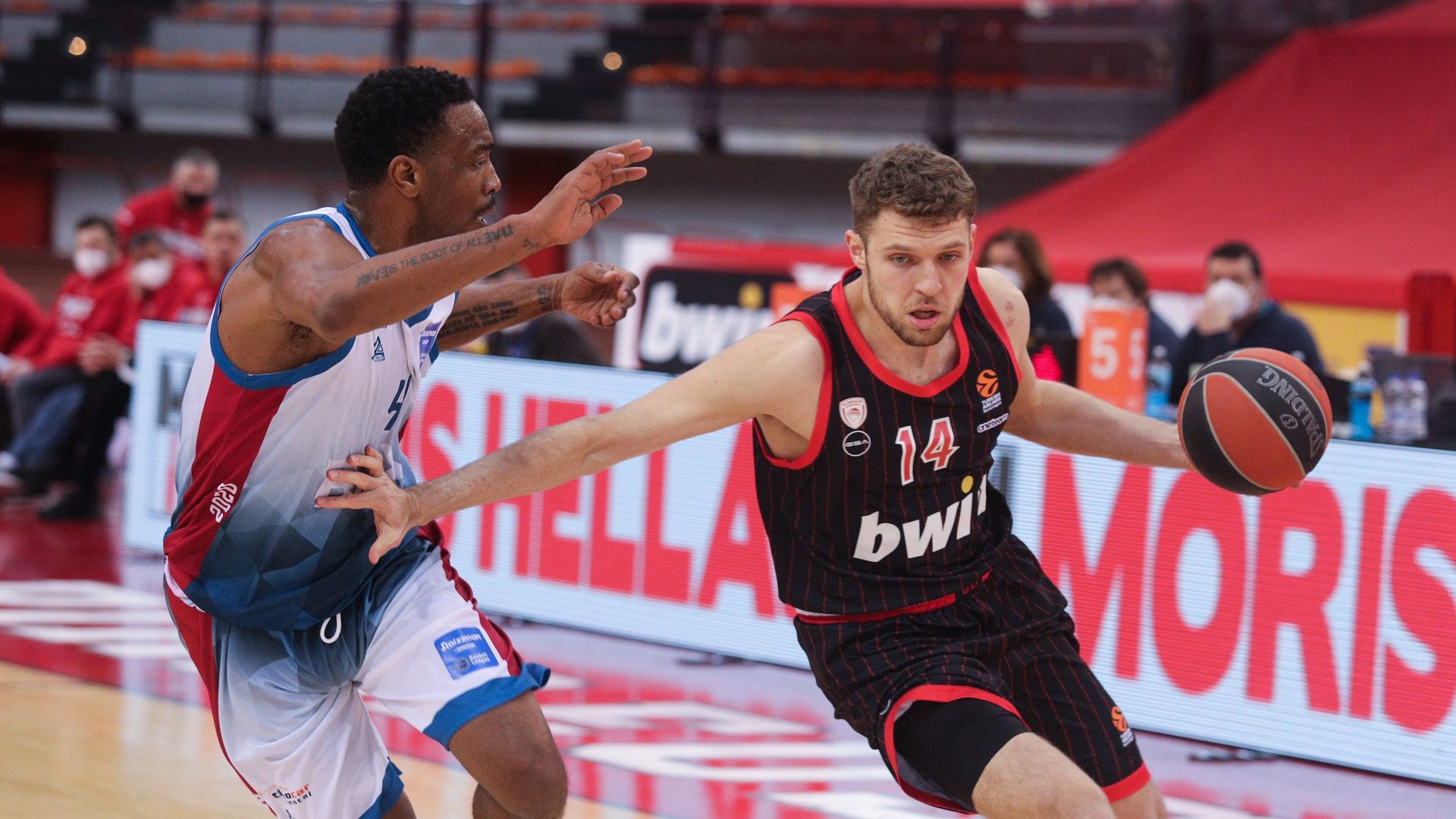 bwin Monday Night Against Covid-19: Ολυμπιακός - Μεσολόγγι 111-57 (vid)