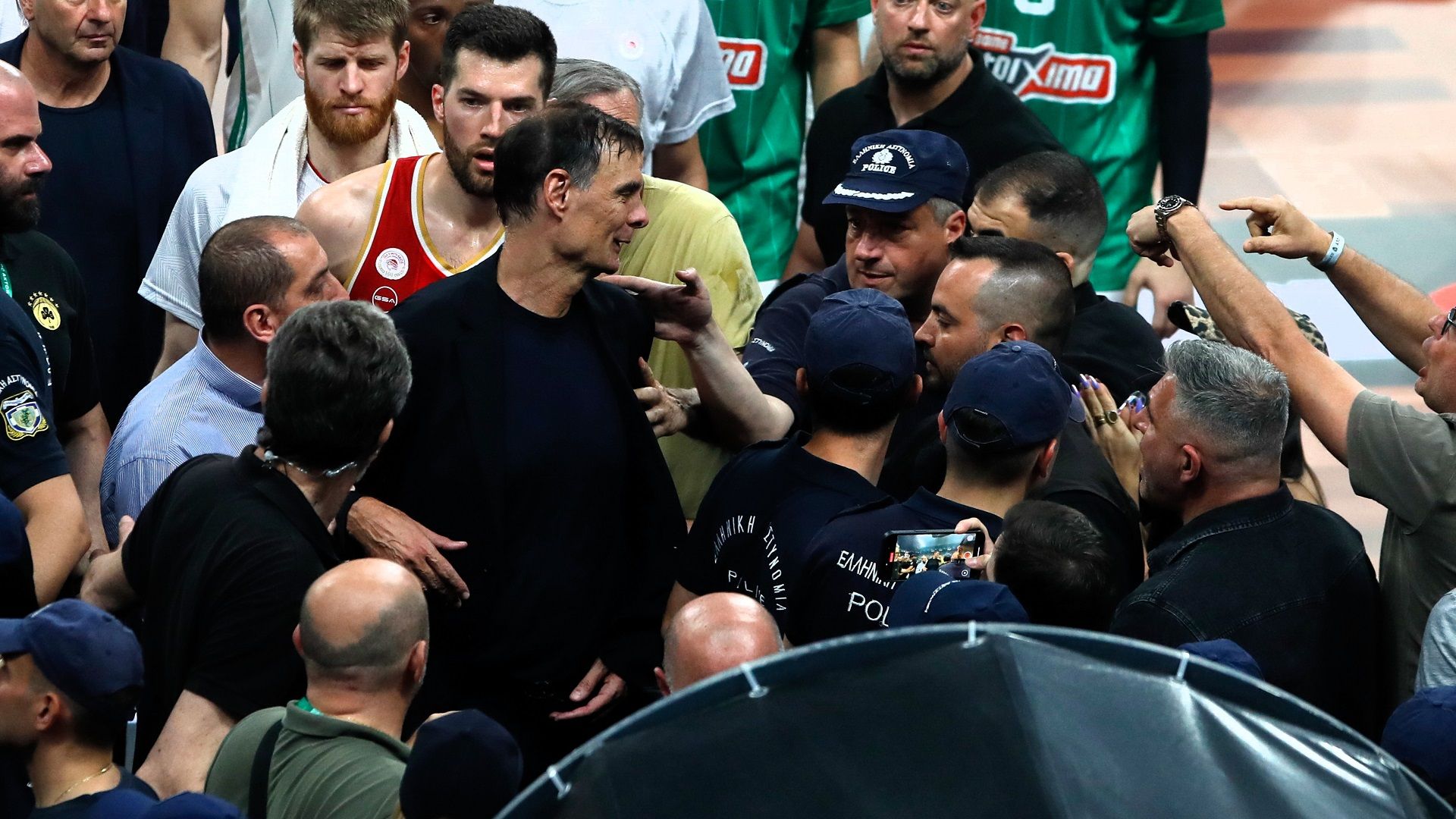 Double attempeted assault against Bartzokas