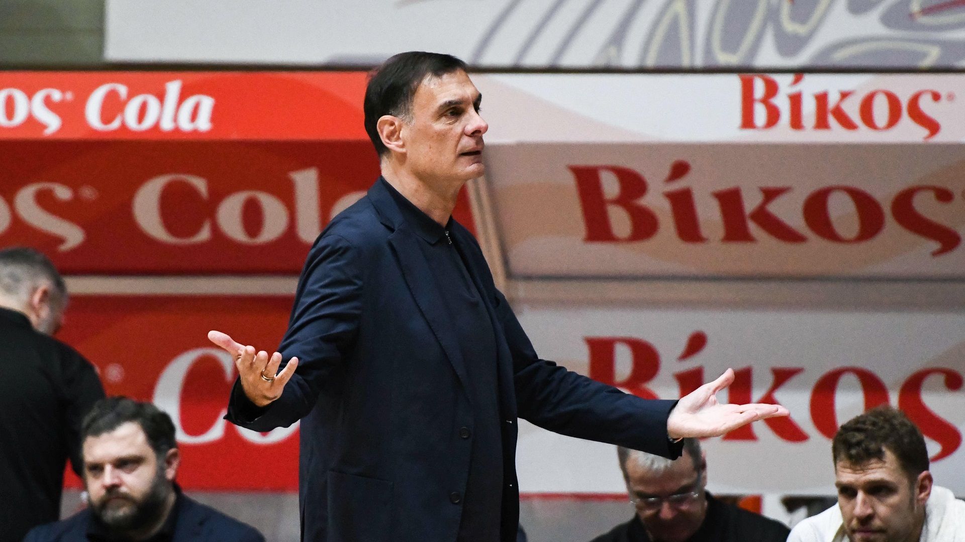 Bartzokas: «I sincerely thank the fans in Patras»