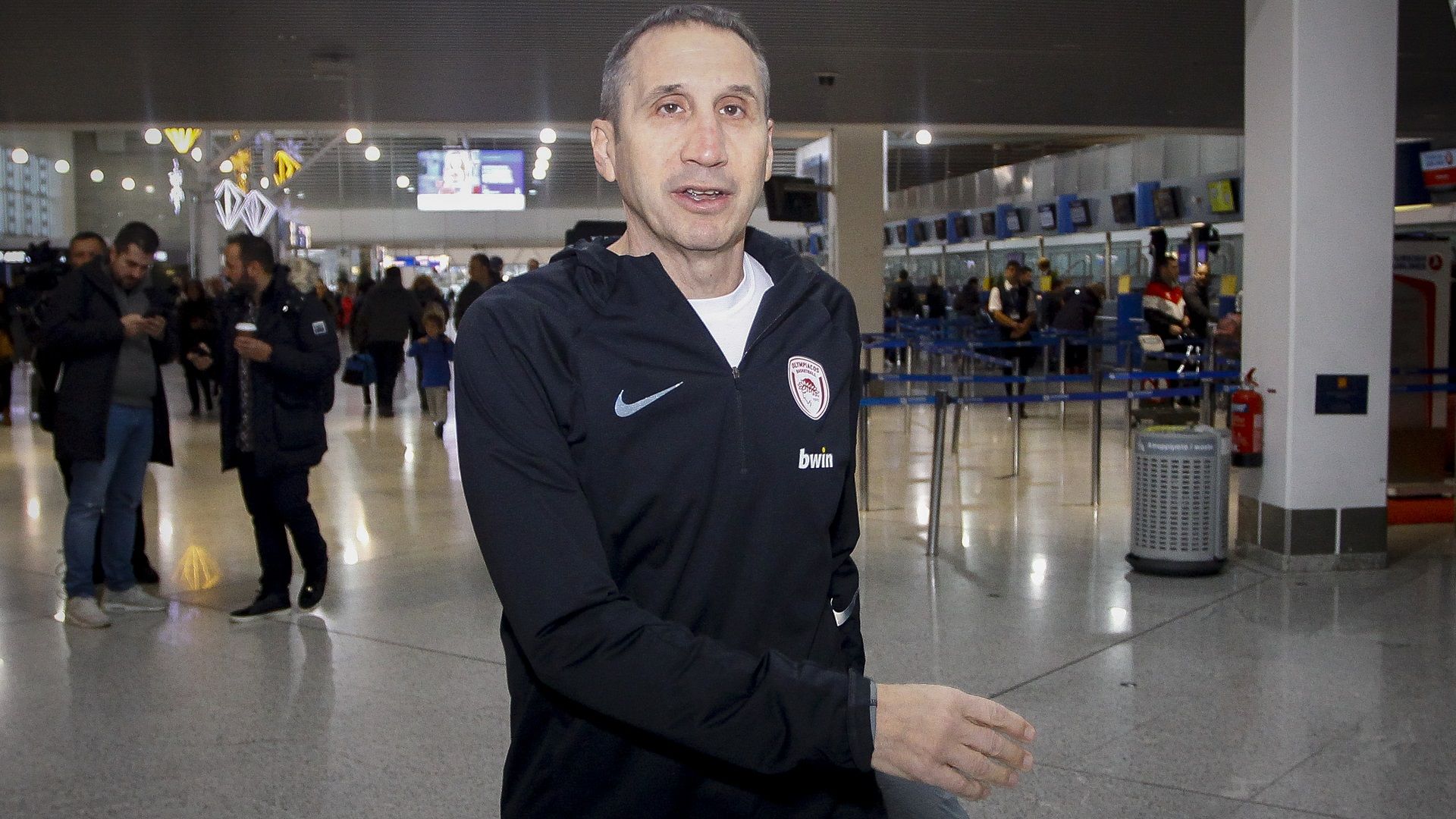 Μπλατ: "Αν κοιτάξεις πίσω, θα χάσεις κάτι που βρίσκεται μπροστά σου"