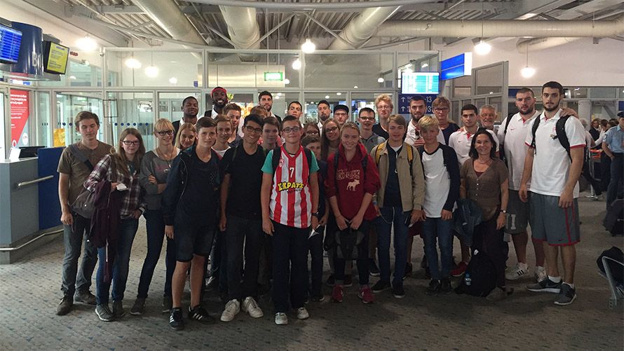 "Τρέλα" για τον Θρύλο