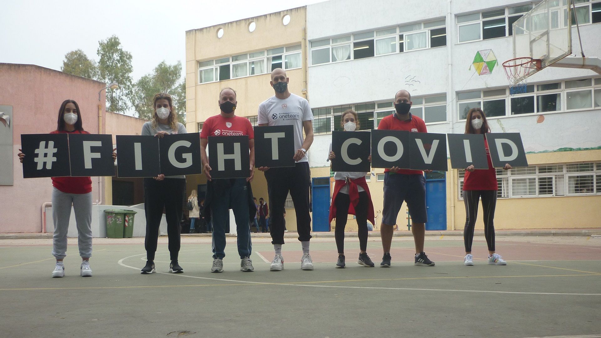 One Team: #FightCovid (pics)