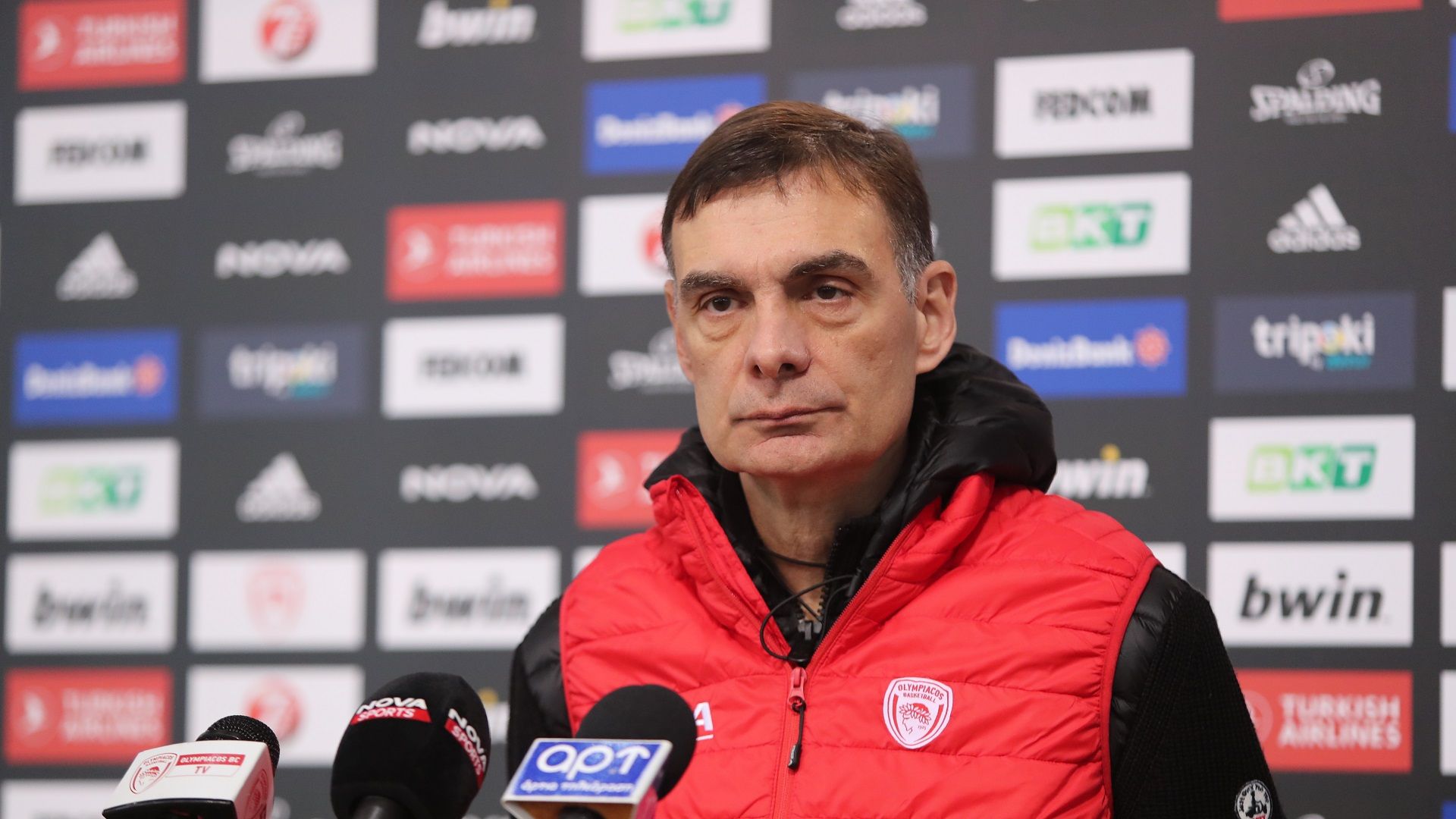 Μπαρτζώκας: «Με αποφασιστικότητα και σκληράδα» (vid)