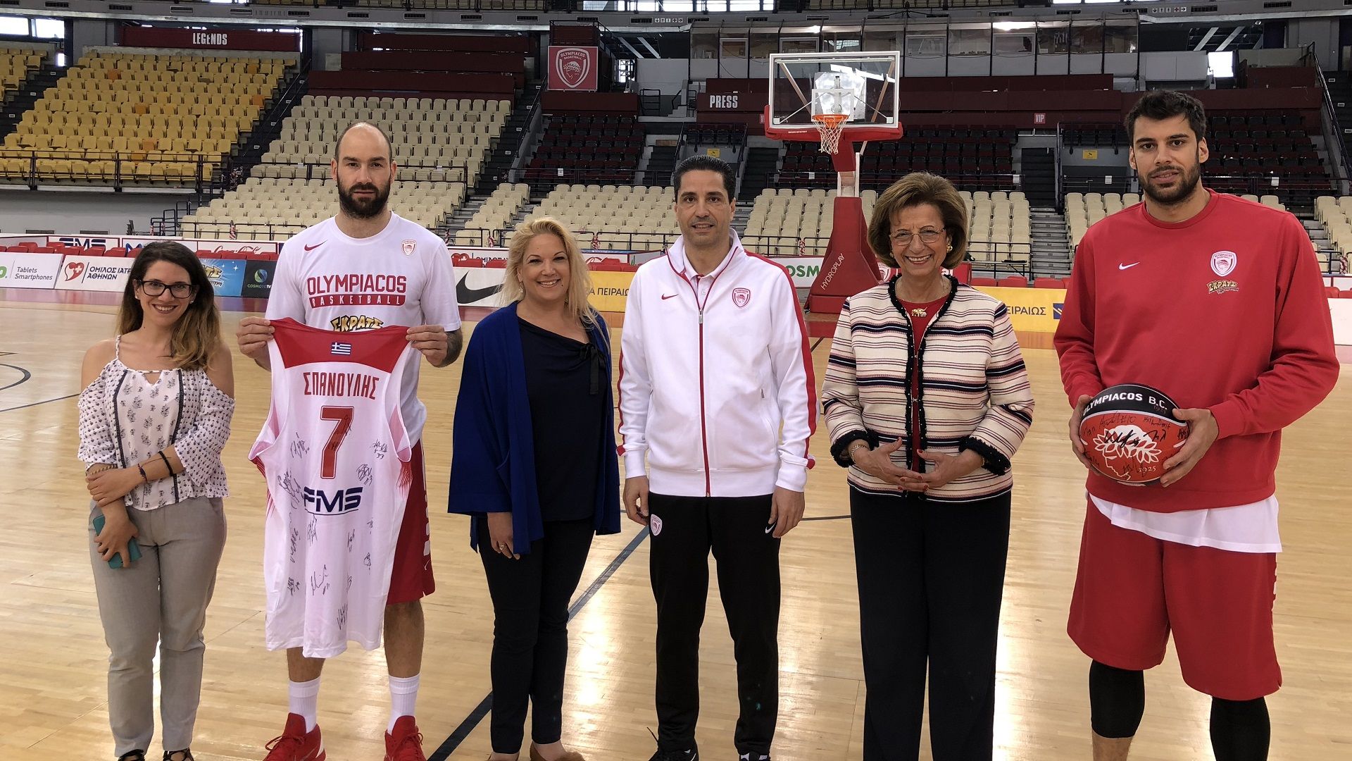 Olympiacos supports the Hellenic Senologic Society