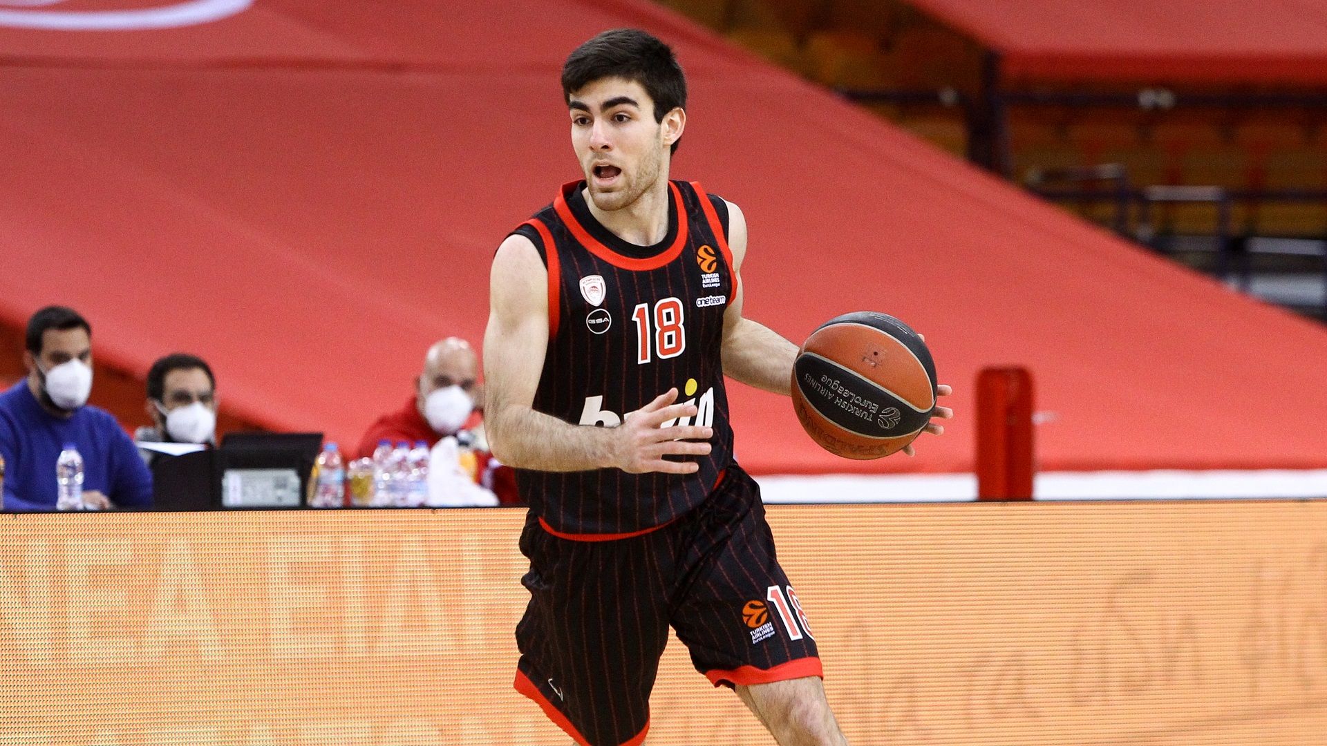 Koloveros on loan to Ionikos