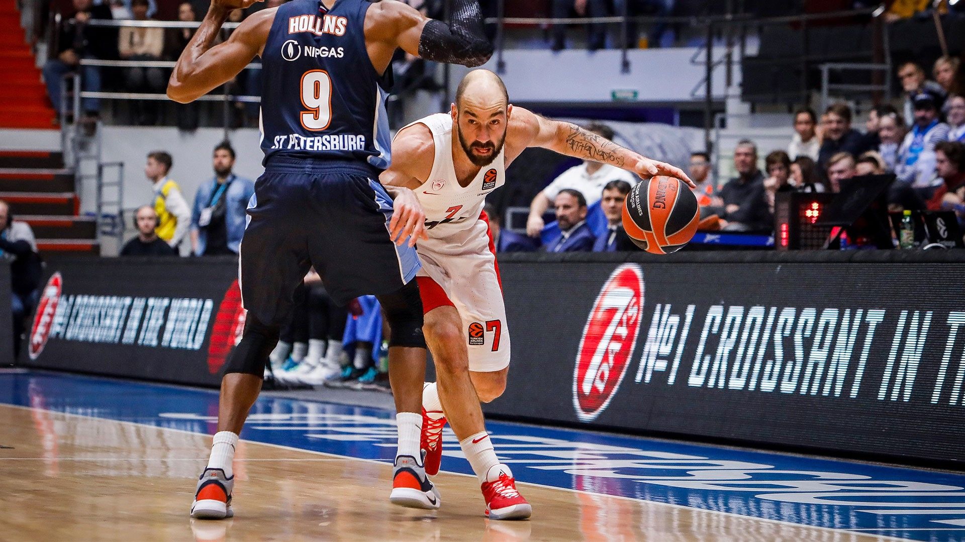 Τον πλήγωσαν Βορόνοφ και επιθετικά ριμπάουντ